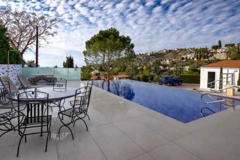 3 bedrooms House in Tala, Cyprus No. 75693 4