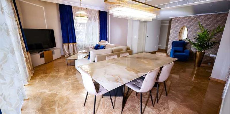 4 bedrooms Apartment in Limassol, Cyprus No. 72425