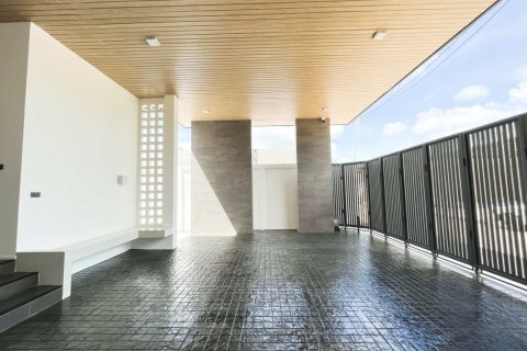 Вилла с 5 спальнями в Пхукет, Таиланд №1995 12