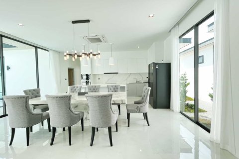 Вилла с 5 спальнями в Пхукет, Таиланд №1995 9