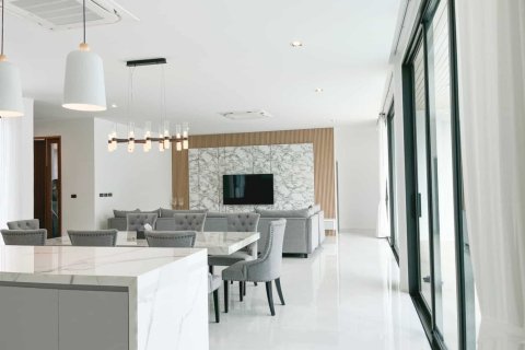 Вилла с 5 спальнями в Пхукет, Таиланд №1995 8