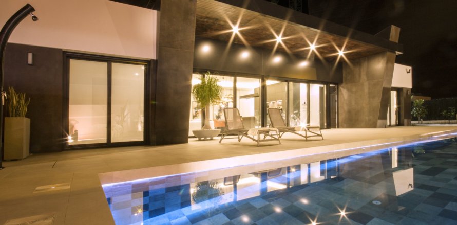 5 dormitorios Villa en Ciudad Quesada, Spain No. 127767