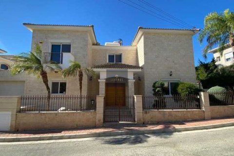 3 dormitorios Villa en Agios Tychonas, Cyprus No. 84100 1