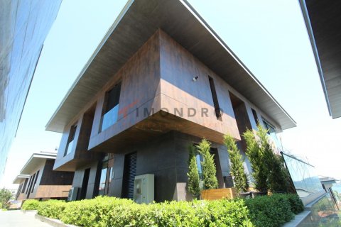 3 bedrooms Apartment in Bach Long Vi, Vietnam No. 17727 25