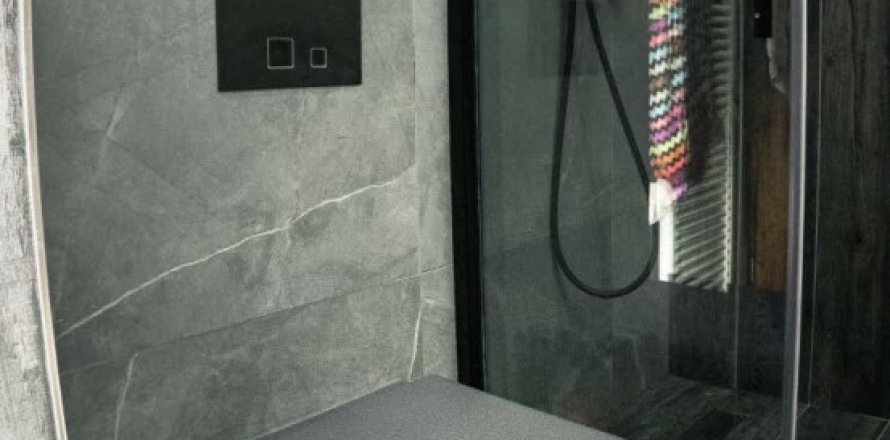 9 rooms Villa in Limassol, Cyprus No. 107138