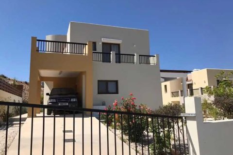 3 bedrooms Villa in Konia, Cyprus No. 84064 1