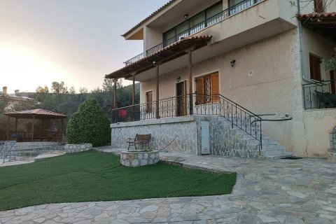 3 bedrooms House in Solygeia, Greece No. 108460 5