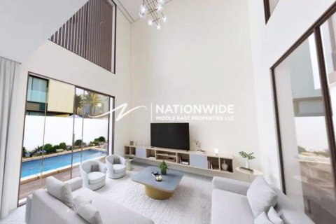 6 bedrooms Villa in Binh Duong, Vietnam No. 86437 4