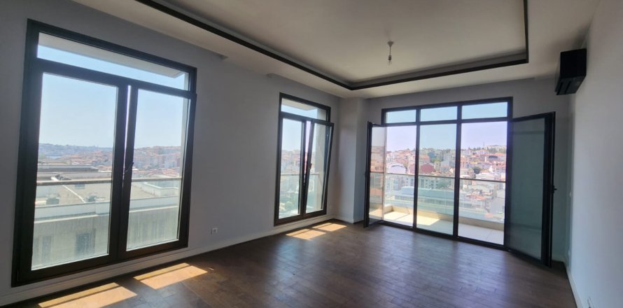 2 bedrooms Apartment in Istanbul, Turkey No. 15307