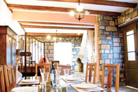 2 bedrooms Villa in Agios Nikolaos, Greece No. 108824 9