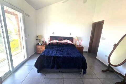 Дом с 5 спальнями в Меса Гитонья, Кипр №100629 15