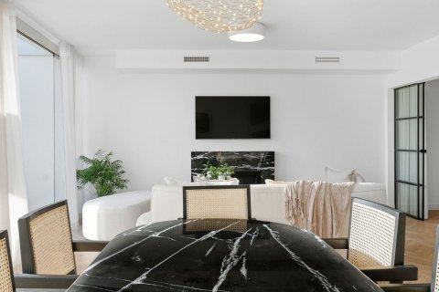 Квартира с 4 спальнями в Tan Xuan, Вьетнам №27536 2