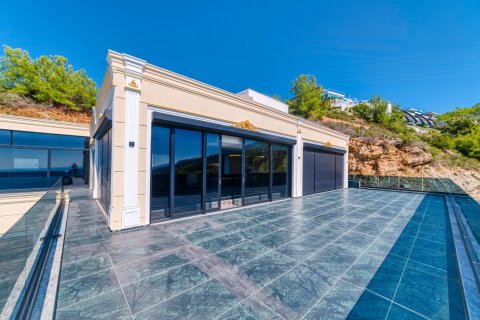 9 bedrooms Villa in Alanya, Turkey No. 113924