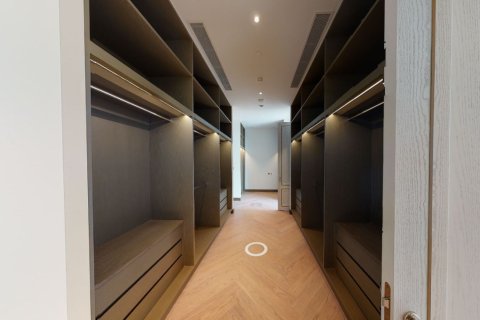 4 dormitorios House en Bangkok, Thailand No. 314 4