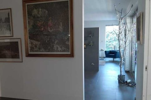 Вилла с 4 спальнями в Лимассол, Кипр №79368 7