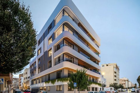 3 bedrooms Apartment in Malaga, Spain No. 126498