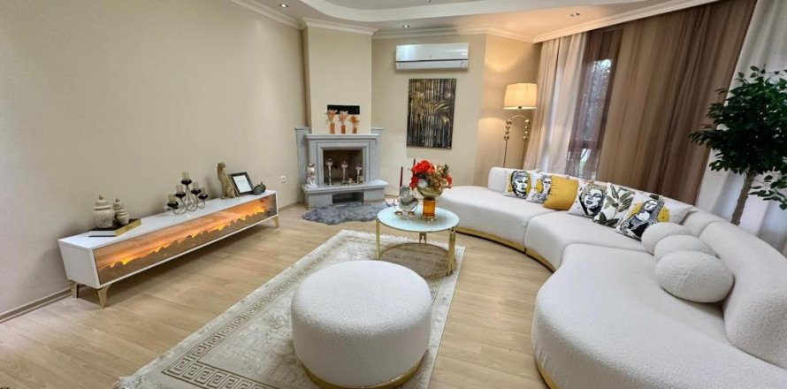 6 rooms Villa in Payallar, Turkey No. 21247