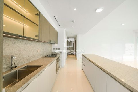 3 bedrooms Apartment in Duong Lam, Vietnam No. 93441 14