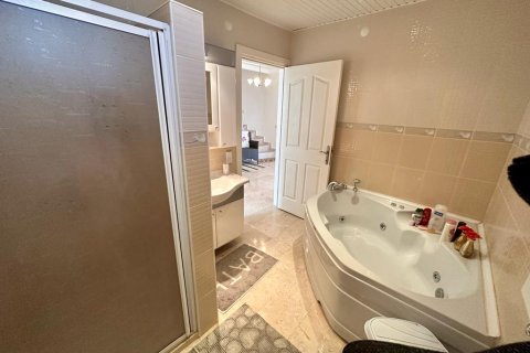 3 dormitorios Villa en Lien Chieu, Vietnam No. 11852 5