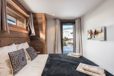 5 bedrooms Apartment in Megeve, France No. 99846 8