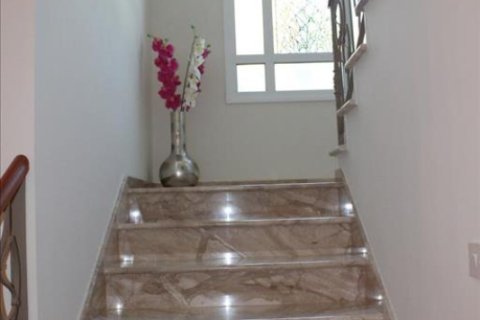 3 bedrooms Villa in Limassol, Cyprus No. 106141 5