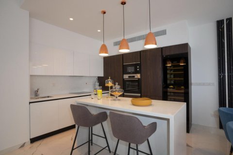 4 bedrooms Townhouse in Limassol, Cyprus No. 106005 5