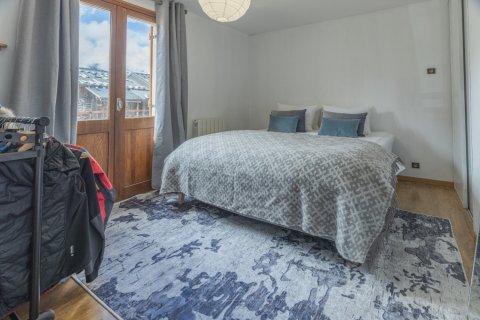 3 bedrooms House in Les Belleville, France No. 100063 12