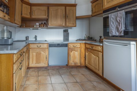 3 bedrooms House in Les Belleville, France No. 100063 7