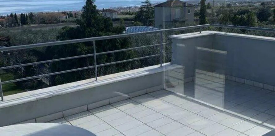 Дом с 4 спальнями в Пиерия, Греция №123360