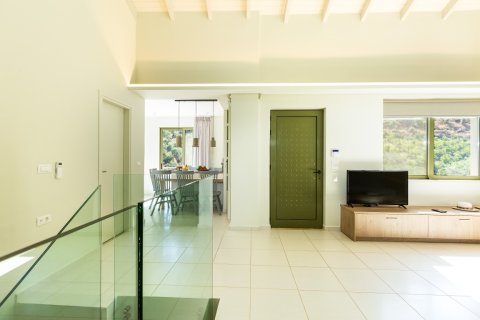 6 bedrooms Villa in Chania, Greece No. 23889 11