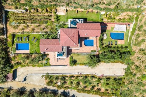 6 bedrooms Villa in Chania, Greece No. 23889 4