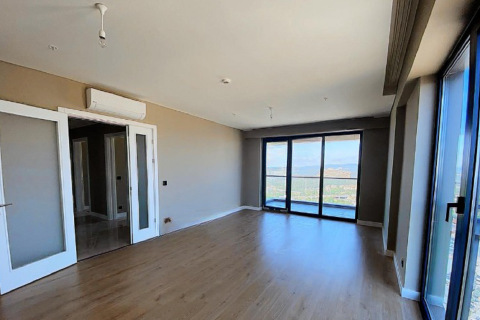 2 bedrooms Apartment in Istanbul, Turkey No. 114106