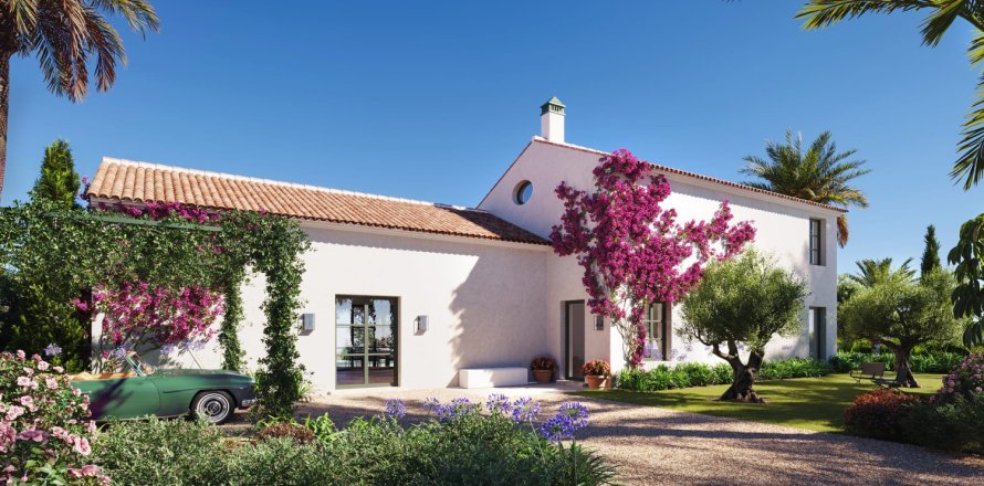4 bedrooms Villa in Casares, Spain No. 128096