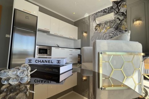 Квартира с 5 комнатами в Phong Thanh Tay A, Вьетнам №21806 11