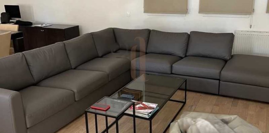 5 bedrooms Villa in Limassol, Cyprus No. 81715