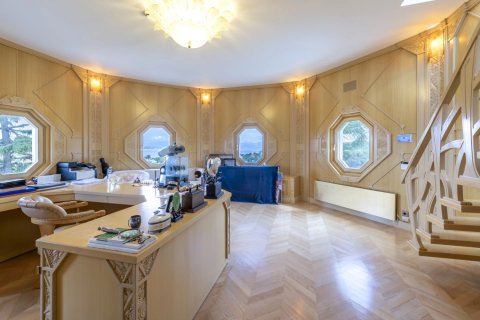 13 bedrooms Villa in Antibes, France No. 76727 11