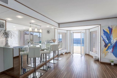 13 bedrooms Villa in Antibes, France No. 76727 15