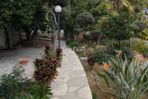 3 bedrooms Apartment in Limassol, Cyprus No. 79933 3