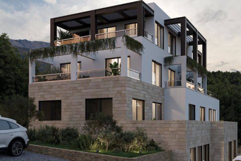 2 bedrooms Apartment in Tivat, Montenegro No. 104694 1