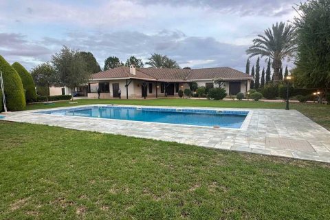 3 bedrooms House in Latsia, Cyprus No. 72800 4