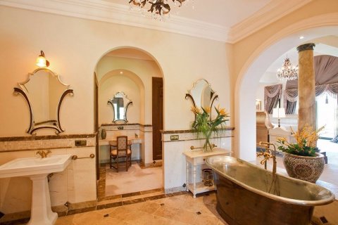 5 bedrooms Properties in Hoai An, Vietnam No. 26509 1