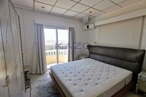 Дом с 4 спальнями в Агиос Афанасиос, Кипр №65522 5