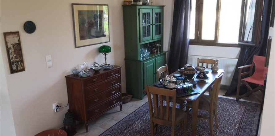 4 bedrooms Villa in Loutraki, Greece No. 50869