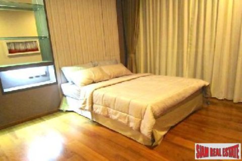 2 bedrooms Apartment in Bangkok, Thailand No. 95745 4