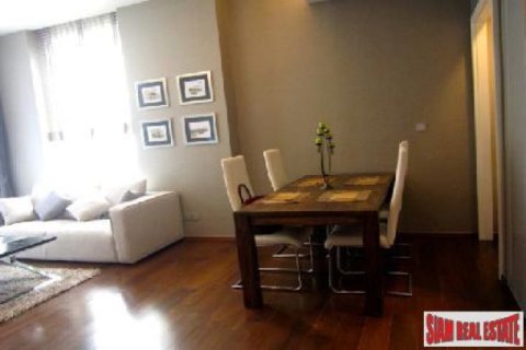 2 bedrooms Apartment in Bangkok, Thailand No. 95745 3