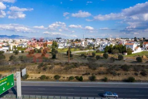 Commercial property in Latsia, Cyprus No. 82904 4