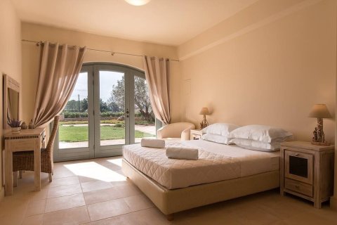 5 bedrooms Villa in Kranidi, Greece No. 108438 8