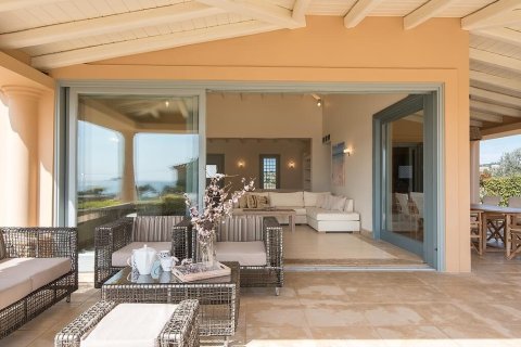 5 bedrooms Villa in Kranidi, Greece No. 108438 12