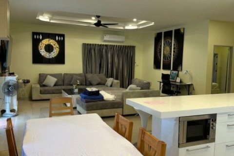 280m² Villa in Rawai, Thailand No. 97437 4