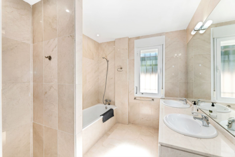 5 bedrooms Villa in Dong Giang, Vietnam No. 92373 5